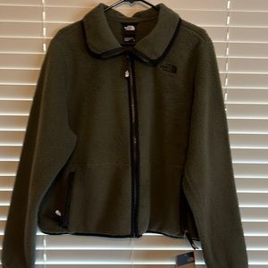Women’s North Face Campshire fleece jacket-taupe green (olive green) NWT